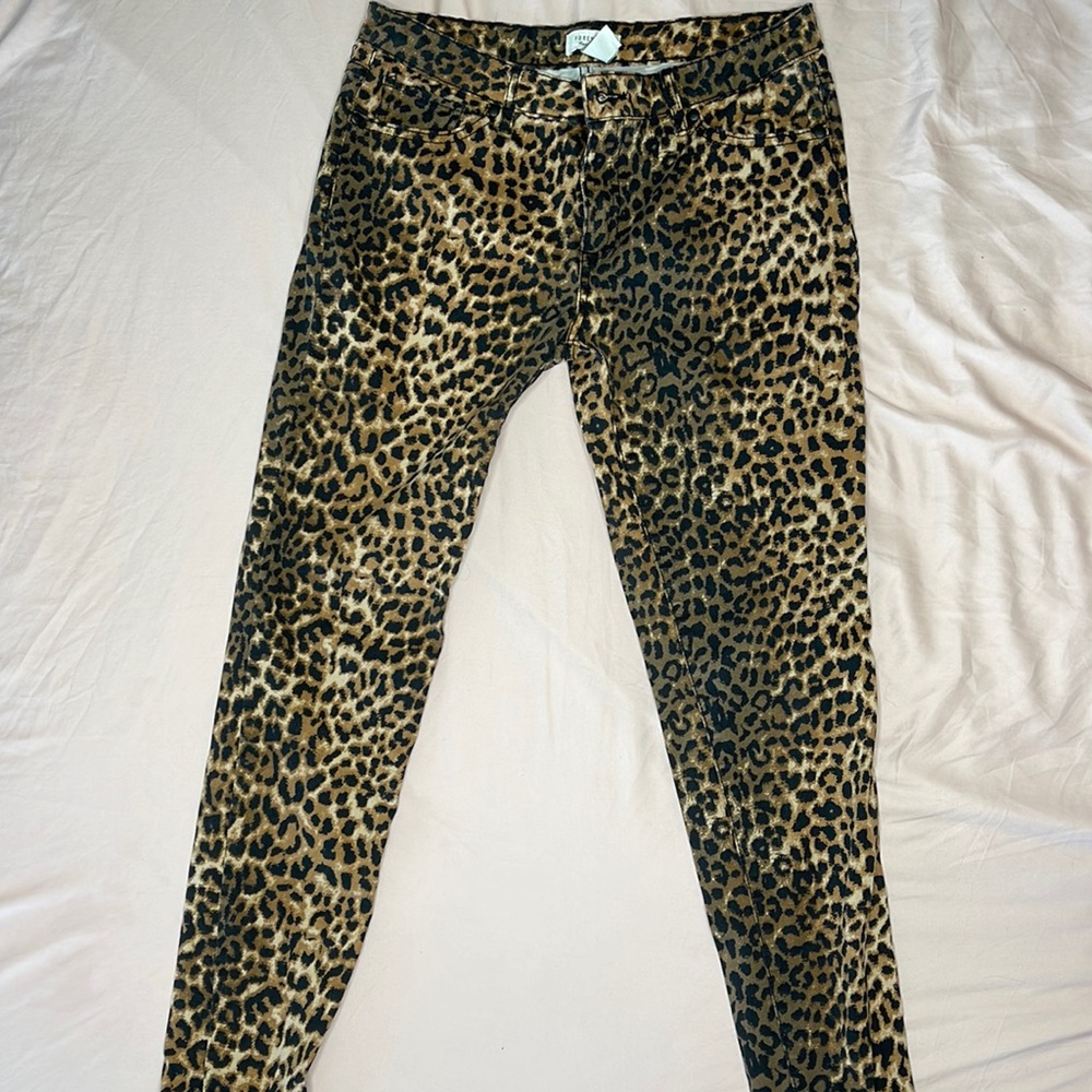 Leopard print jeans